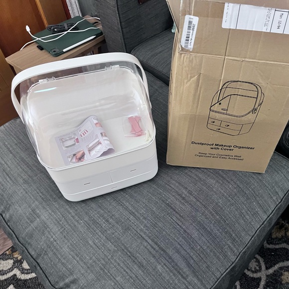 Makeup organizer with cover - Picture 2 of 5